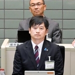 　市議会の本会議に出席した新潟県上越市の中川幹太市長＝２６日午前