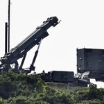 　航空自衛隊宮古島分屯基地に展開する地対空誘導弾パトリオット（ＰＡＣ３）＝２０２３年、沖縄県宮古島市