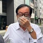 　石井章元参院議員＝３０日午前、東京都内