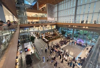 　東京・丸ビルで行われた「ボッチャ・グランプリ」のＰＲイベント＝４日