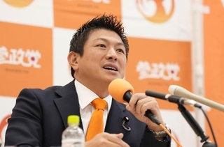 　９月、記者会見する参政党の神谷宗幣代表＝国会
