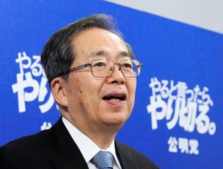 　記者会見で自民党との連立枠組みからの離脱を表明した公明党の斉藤代表＝１０日午後、国会