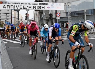 　宇都宮ジャパンカップサイクルロードレースの前哨戦＝１８日午後、宇都宮市