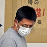 　逮捕された小西悠太郎容疑者＝１日午前、警視庁大井署