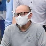 　送検される伊藤正之容疑者＝１日午前９時７分、横浜・神奈川署