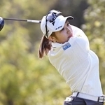 　第１日、７アンダーで首位の安田彩乃＝チェリーヒルズＧＣ
