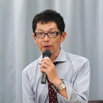 　記者会見する全国市民オンブズマン連絡会議の浜嶌将周弁護士＝２日午後、名古屋市