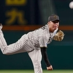 　ヤクルト戦に先発した阪神・村上＝甲子園