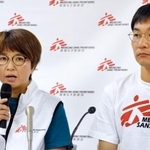 　記者会見する「国境なき医師団」の中池ともみさん（左）と松田隆行さん＝３日午前、東京都新宿区