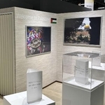 　大阪・関西万博のパレスチナの展示ブース。「発送はイスラエルの軍事占領のため遅れています」と案内されていた＝４月