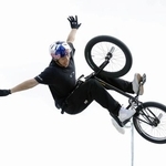 　ＢＭＸフリースタイル・パークの男子エリートクラスで７連覇を果たした中村輪夢＝岡山市