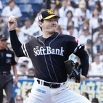 　ロッテ戦に先発し、６回１失点で１４勝目を挙げたソフトバンク・有原＝ＺＯＺＯマリン
