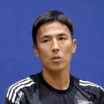 　取材に応じるサッカー日本代表の長谷部誠コーチ