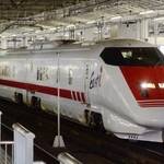 　ＪＲ東日本の「イーストアイ」＝２０１６年２月、ＪＲ仙台駅