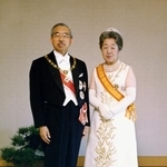 　正装姿の昭和天皇、香淳皇后＝１９７５年４月（宮内庁提供）