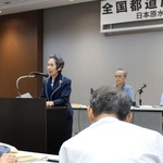 　被団協の全国都道府県代表者会議で発言する和田征子事務局次長＝９日午前、東京都千代田区