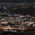 　大阪・関西万博会場の夜景＝１１日午後、大阪市此花区の夢洲