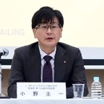　決算会見するＪ・フロントリテイリングの小野圭一社長＝１４日午後、東京都中央区
