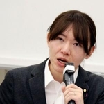 　ＡＩを活用した民主主義の在り方を検討する超党派の勉強会の初会合であいさつするチームみらいの安野党首＝１５日午前、国会