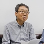 　ＰＦＡＳに関する調査結果を発表する市民団体の久米慶典共同代表＝２０日午前、山口県岩国市