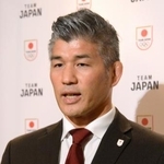 　ＪＯＣのコーチ会議後、取材に応じる井上康生選手強化本部長＝２０日、東京都内