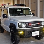 　不正改造された軽乗用車（石川県警白山署提供）