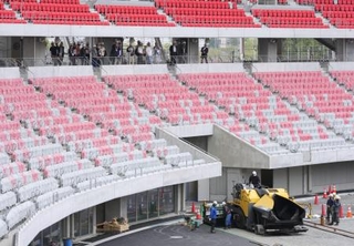 　愛知・名古屋アジア大会のメイン会場となるパロマ瑞穂スタジアム＝９月、名古屋市