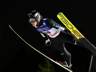 　Ｗ杯ジャンプ男子個人第５戦　２位に入った二階堂蓮の飛躍＝ルカ（共同）