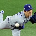 　ブルージェイズ戦に先発したドジャース・山本＝トロント（共同）