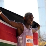 　ニューヨークシティー・マラソンの男子で優勝したベンソン・キプルト＝２日（ロイター＝共同）