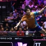 　卓球のチャンピオンズ・モンペリエの男子シングルス準決勝で韓国選手と対戦する松島輝空＝２日、モンペリエ（ゲッティ＝共同）