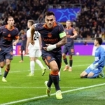 　アルマトイ戦でゴールを決めたインテル・ミラノのＬ・マルティネス＝ミラノ（ロイター＝共同）