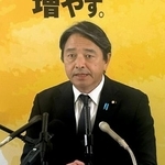　記者会見する国民民主党の榛葉賀津也幹事長＝７日午後、国会