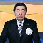 　第７３回民間放送全国大会であいさつする民放連の早河洋会長＝７日午後、名古屋市