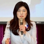 　中台首脳会談から１０年の記念行事であいさつする鄭麗文氏＝７日、台北市（共同）