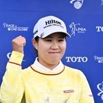 　プレーオフを制して優勝した畑岡奈紗＝瀬田ＧＣ