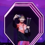 　優勝した早田ひな＝９日、フランクフルト（ゲッティ＝共同）