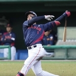 　広島戦の５回、森下が２ランを放つ＝サンマリン宮崎