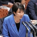 　参院予算委で答弁する高市首相＝１２日午前