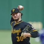 　パイレーツのスキーンズ（共同）