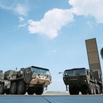 　９月、米軍岩国基地に展開した中距離ミサイル発射装置「タイフォン」＝山口県岩国市