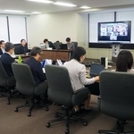 　ＲＳウイルス感染症のワクチンについて議論する厚労省の専門部会＝１９日午前、東京・霞が関