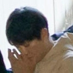 　東京空港署に入る桜井純容疑者＝１９日