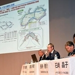 　四国遍路や四国新幹線などによる地域活性化について議論したＪＡＰＩＣのシンポジウム＝２１日午後、松山市