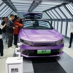 　広州国際モーターショーのホンダの展示＝２２日、中国広東省広州市（共同）