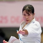 　女子個人形３位決定戦　演武する小倉涼＝東京武道館