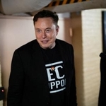 　「政府効率化省」について米下院共和党議員と会合するイーロン・マスク氏＝３月、ワシントン（ロイター＝共同）