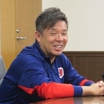 　取材に応じるＪ１鹿島の鬼木監督＝２７日、茨城県鹿嶋市