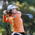 　第１日、５アンダーで首位の永峰咲希＝宮崎ＣＣ