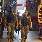 　在沖縄米軍の憲兵隊が那覇市の繁華街で実施した、沖縄県警との合同ではない単独のパトロール＝１日